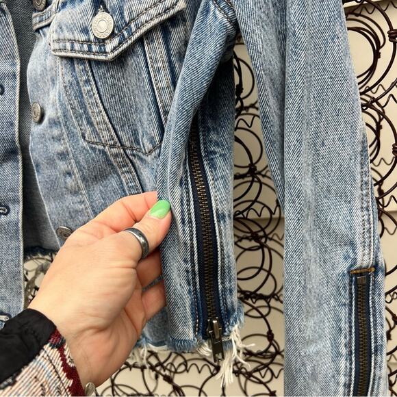 Levi’s MOTO JEAN ALTERED ZIP TRUCKER JACKET XS - Picture 5 of 9